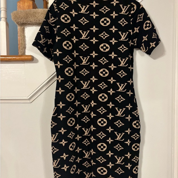 Sweater Dress Sz 8 - Picture 2 of 3